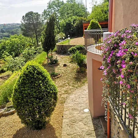 住宿加早餐酒店 Panorama 皮亚扎-阿尔梅里纳