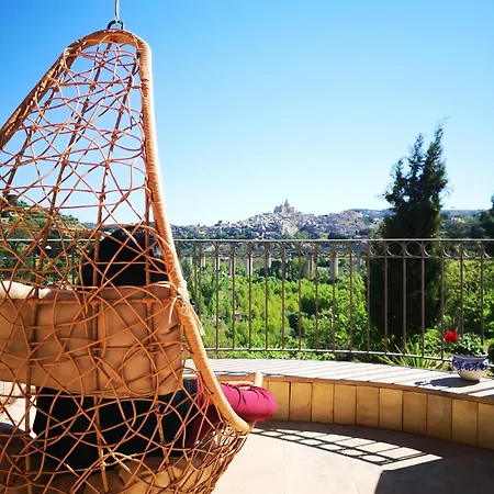 Panorama 皮亚扎-阿尔梅里纳