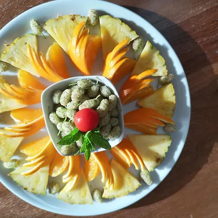 住宿加早餐酒店 Panorama 皮亚扎-阿尔梅里纳