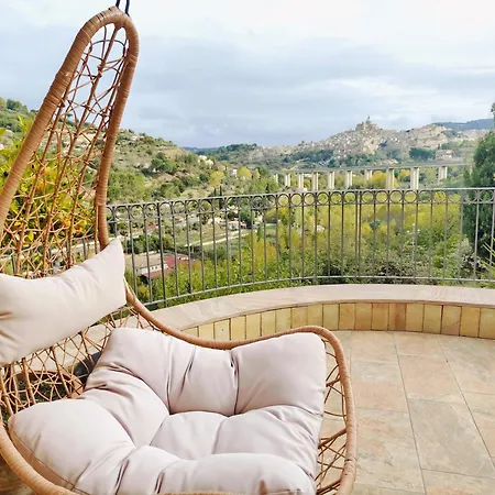 住宿加早餐酒店 Panorama 皮亚扎-阿尔梅里纳