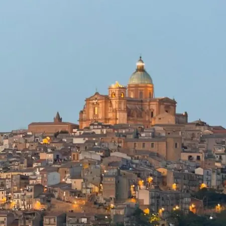 Panorama 4*